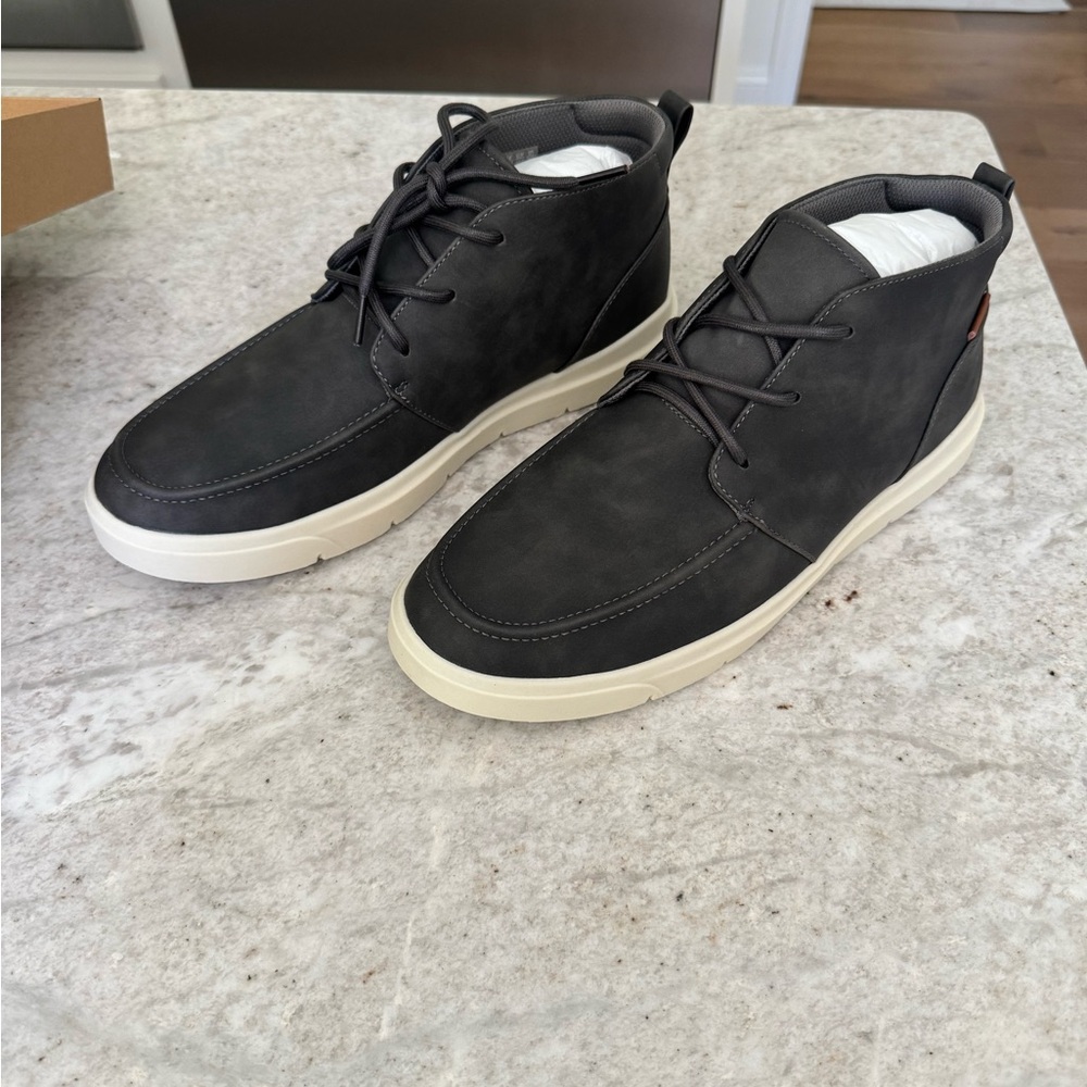 SOLD—Dr Scholl's men’s grey chukka boots